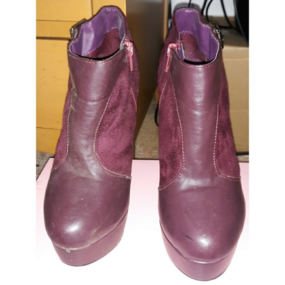 Booties - Picture 2 of 7